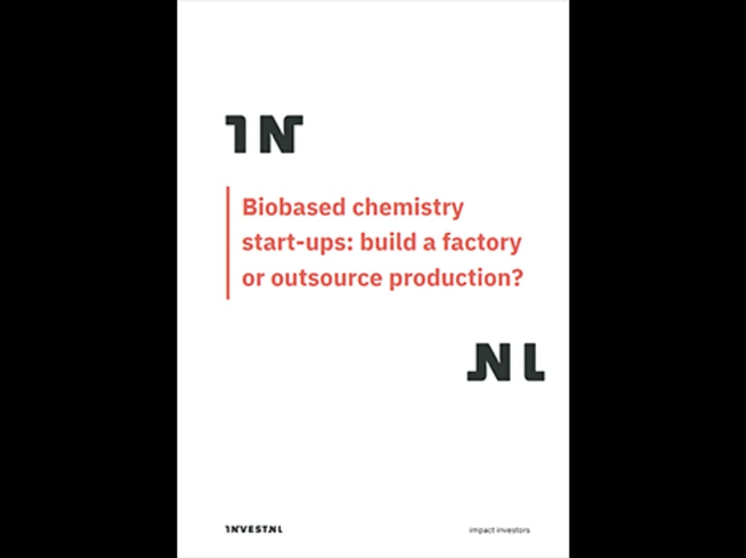Biobased chemistry star-ups: build a factory or outsource production?