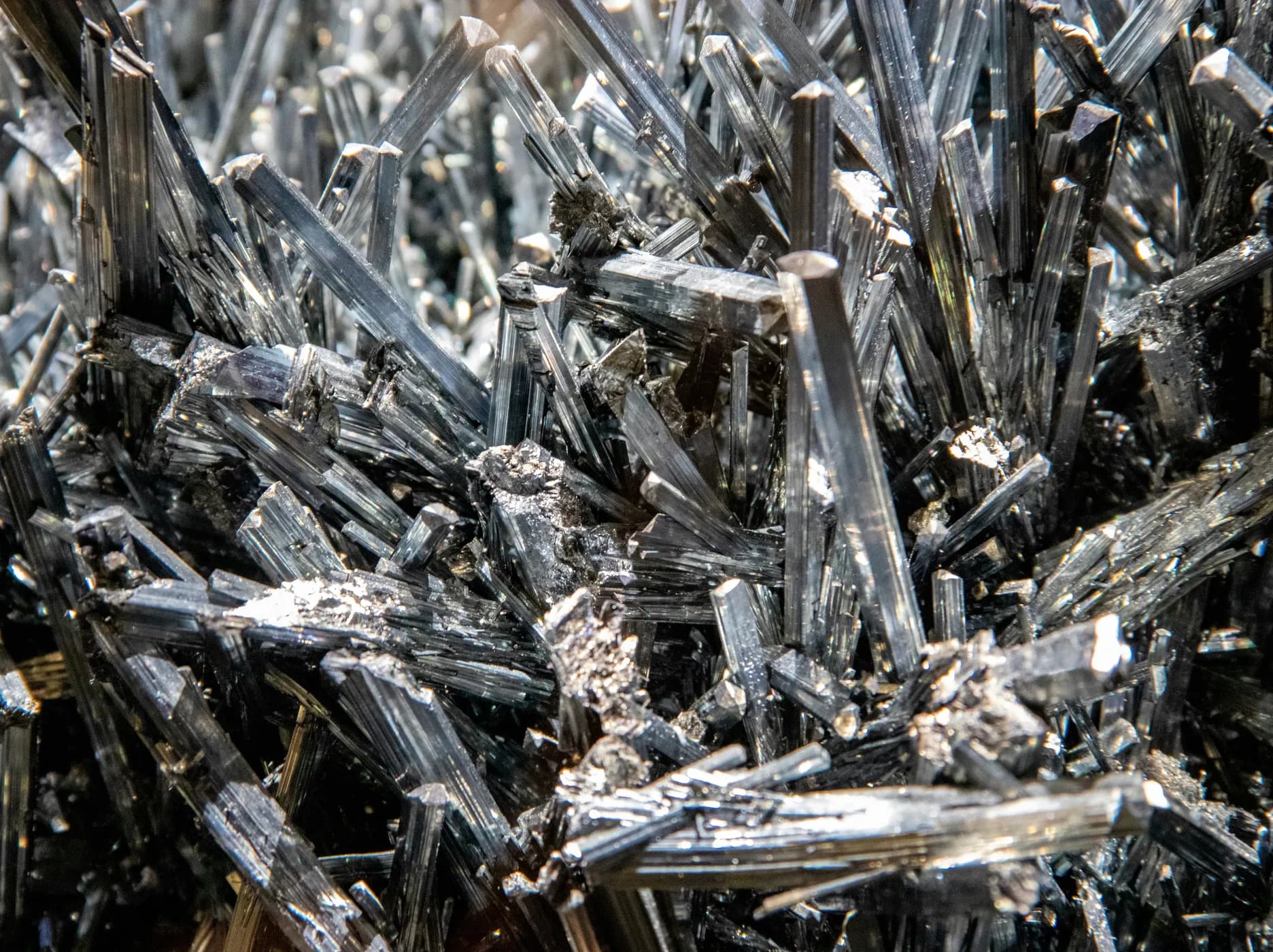 Strategic stocks of critical raw materials: a lever for a circular transition