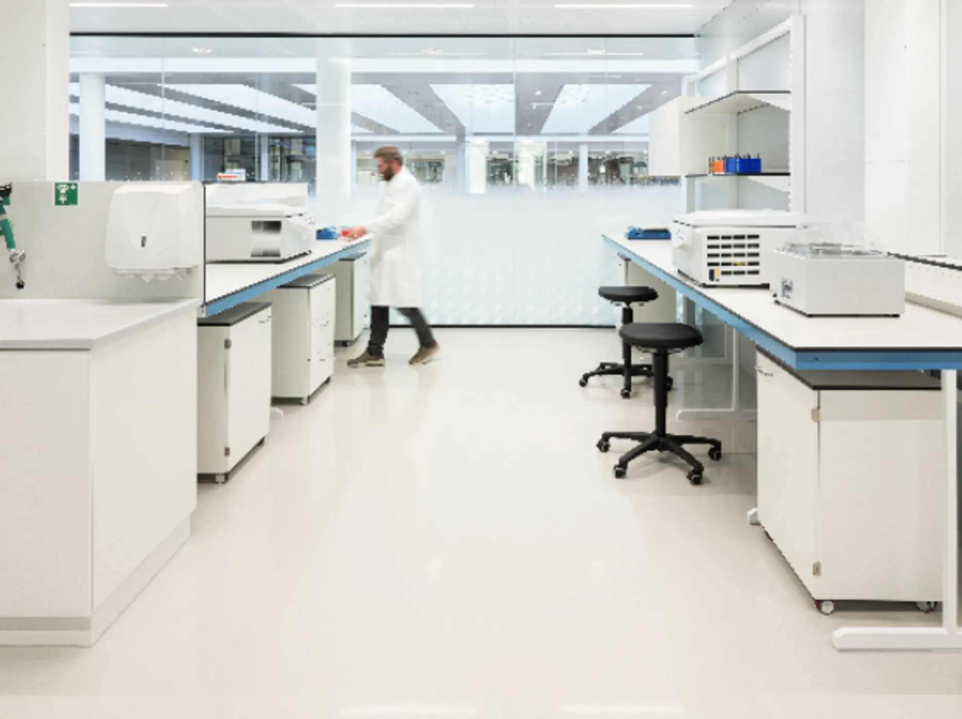 Invest-NL versnelt ontwikkeling van neussprays tegen respiratoire virussen met vervolginvestering in Leyden Labs